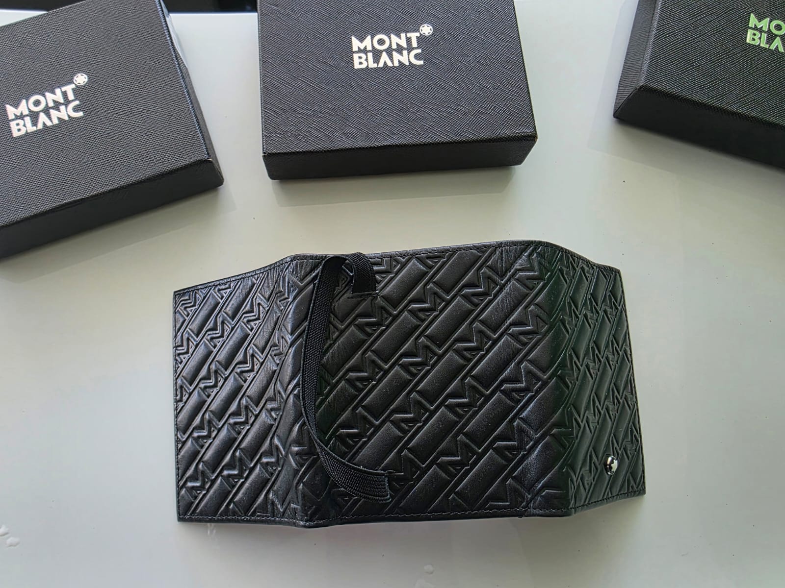Cartera Mont